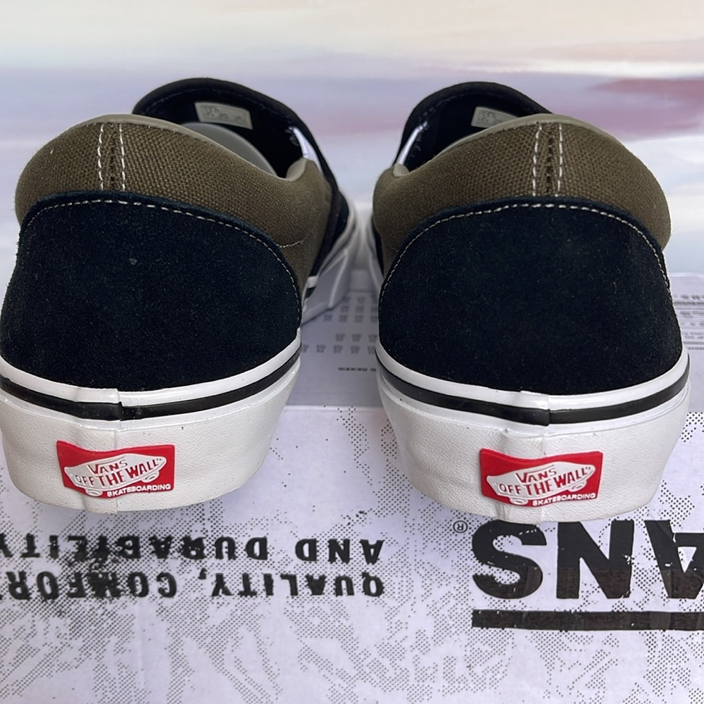 Vans Men’s Skate Slip-On
Black Olive
VN0A5FCAB1V
Sneakers - Picture 14 of 16
